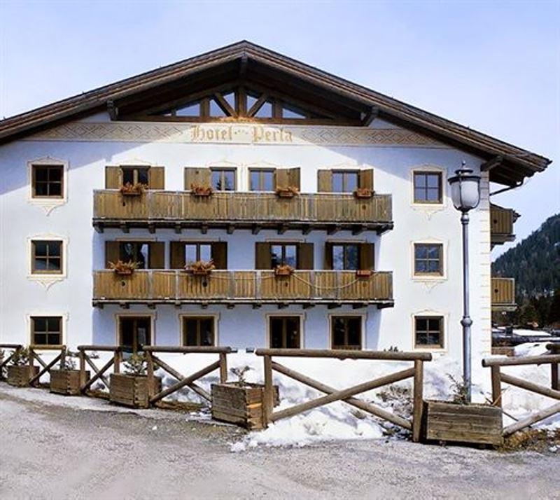 Hotel Perla Madonna 外观 照片